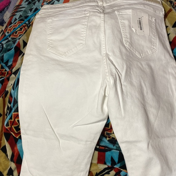 High Rise Distressed Ankle Skinny Cello Jeans! - Picture 5 of 5